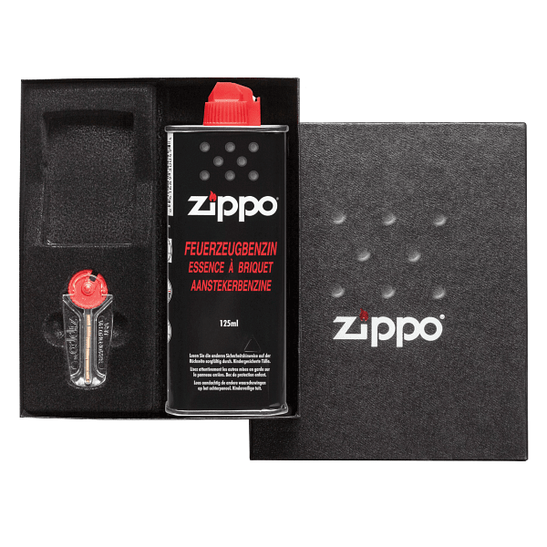 Zippo Classic Lighter Gift Kit